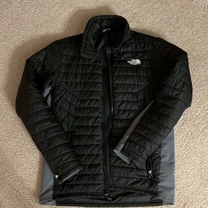 Good condition - Men’s small The North Face jacket